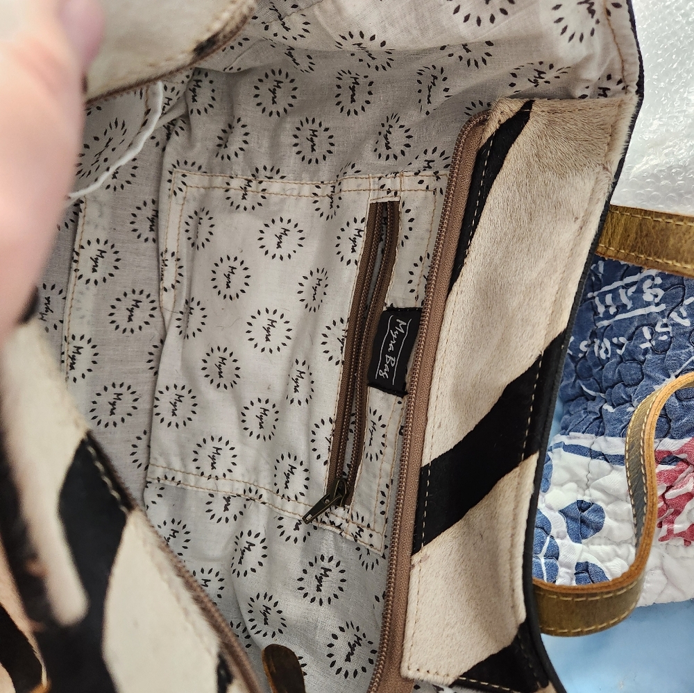Zebra Print Purse NWT Myra Bag - Picture 6 of 7